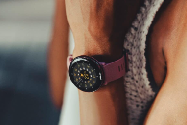 Polar推出配备AMOLED显示屏的时尚Ignite3手表