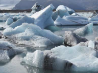 在海冰形成中盐比寒冷的极地温度更重要