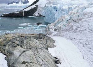 研究详细说明了南极半岛北部过去冰川进展的时间