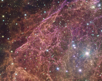 OmegaCAM在船帆座超新星遗迹中发现巨大的细丝