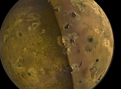 为了您的处理乐趣一代人中最清晰的木星火山卫星木卫一的照片