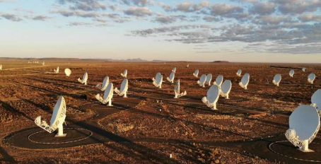 MeerKAT南非射电望远镜改变了我们对宇宙的理解